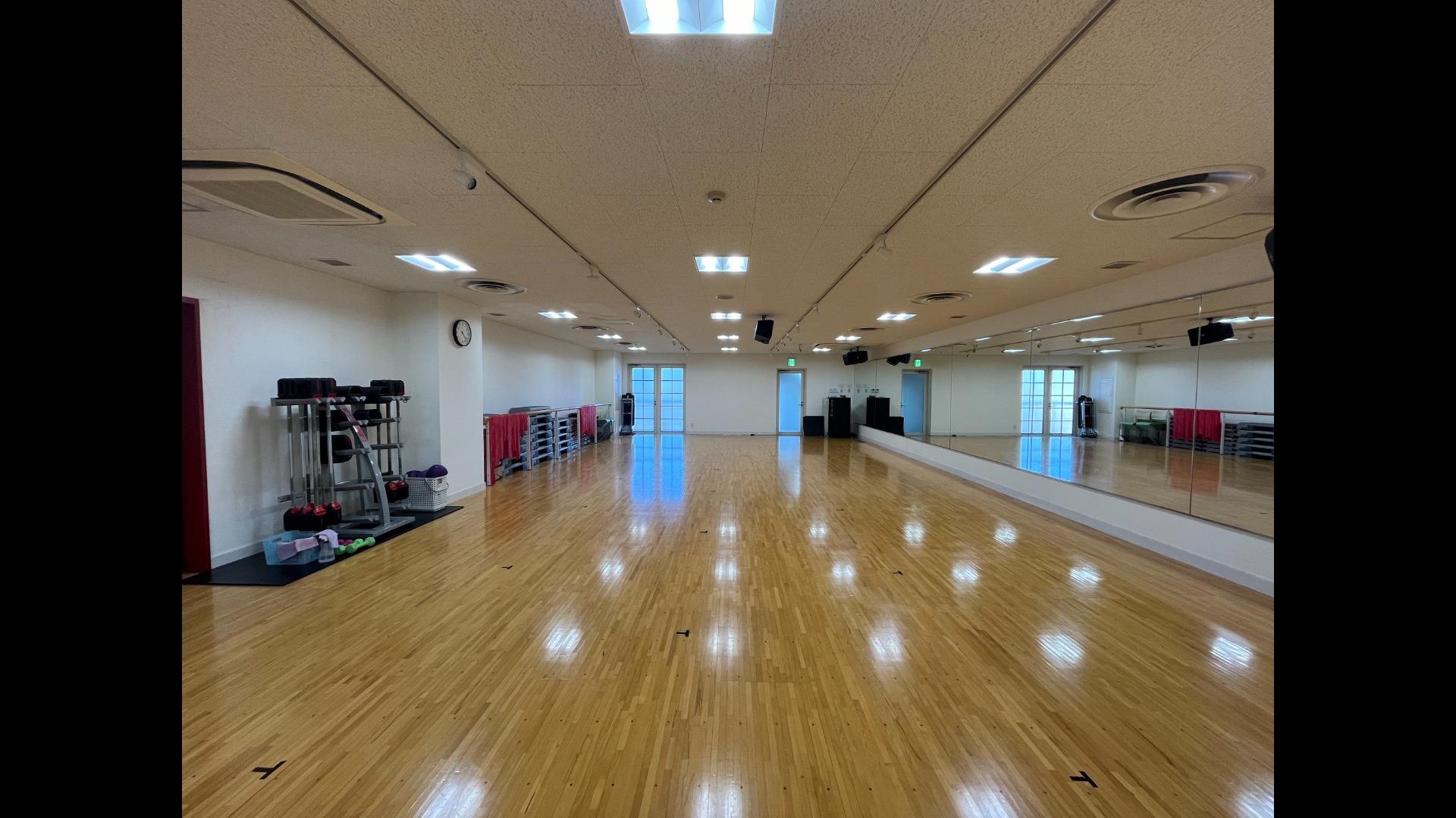 コナミ スポーツ 横浜