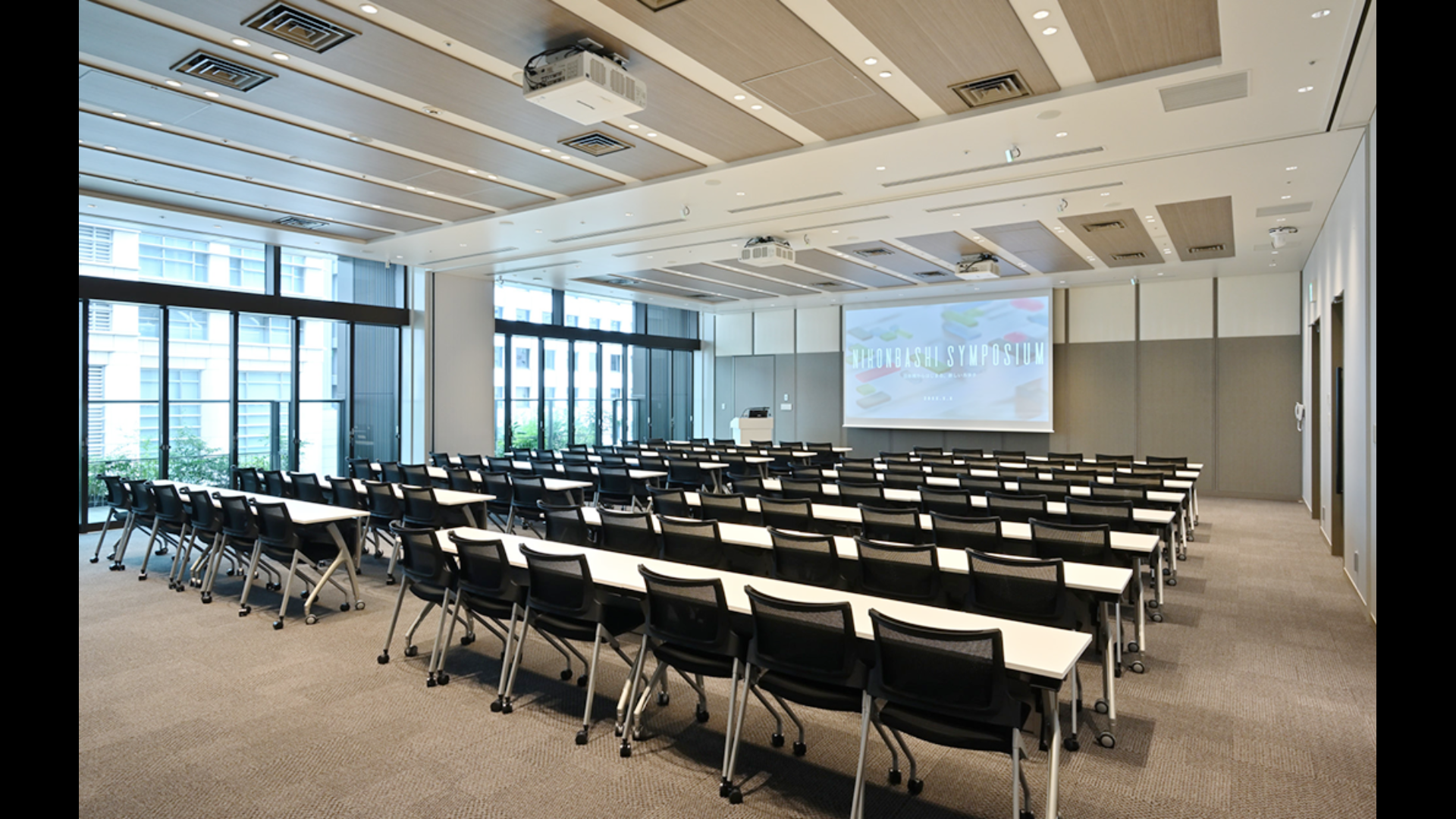 RoomA+B　スクール形式②