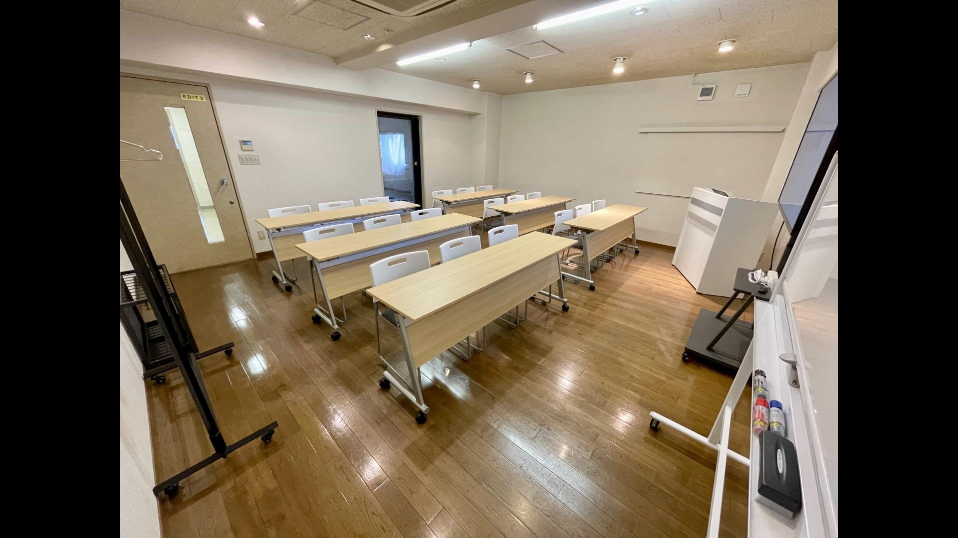 Amazon.co.jp: DEOPXF 演説台 演台 司会者台 キャスター付き スピーチ 