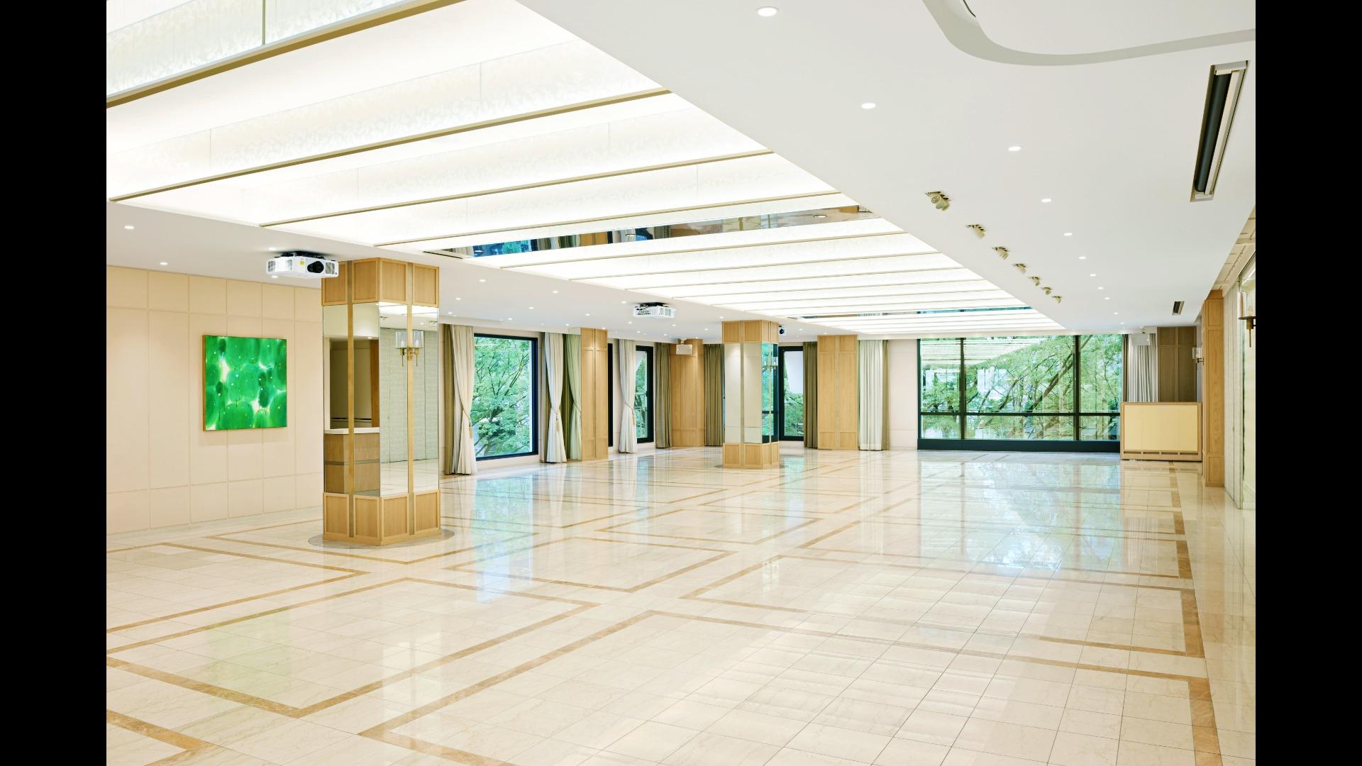 3F / Saison ｜ アニヴェルセル表参道 ｜ イベント会場検索サイト